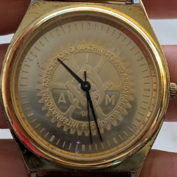 VNTG INTERNATIONAL ASSOC. OF MACHANISTS & AEROSPACE WORKERS WATCH - Picture 1 of 11
